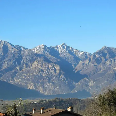 Holiday home Locazione Turistica Casa Sorina Colico